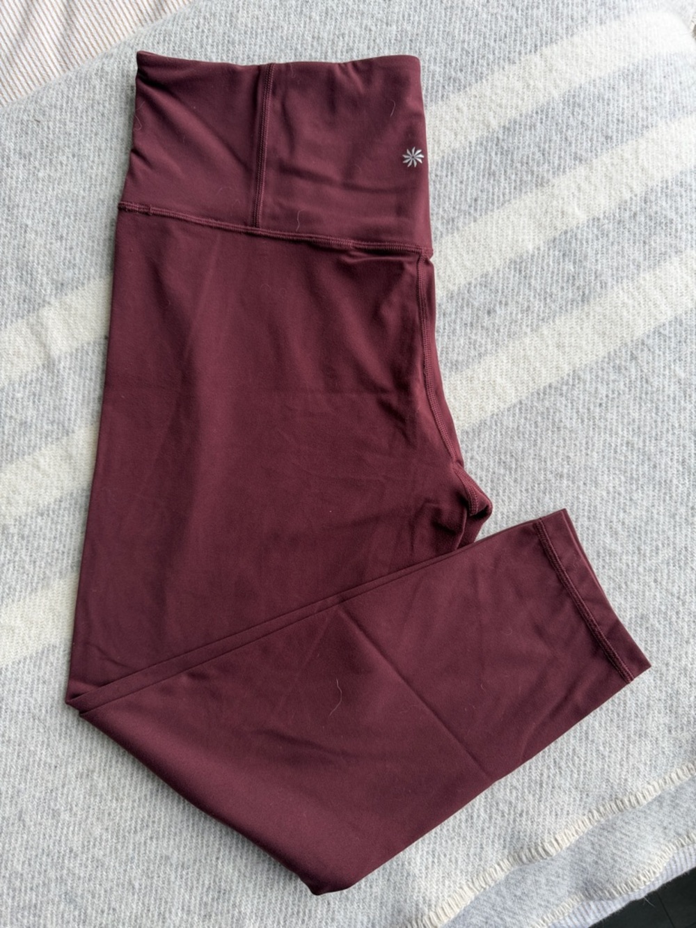 Ahtleta ultra high rise elation 7/8 tight Maroon Leggings